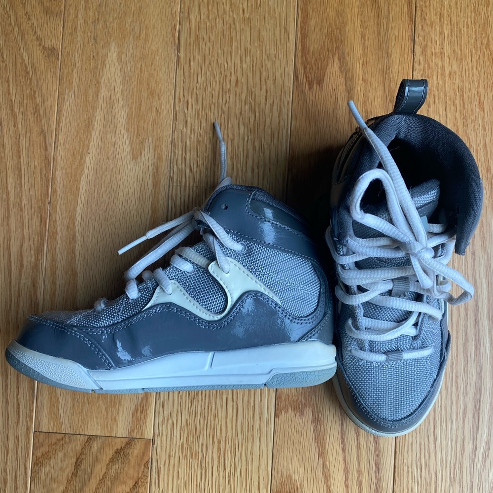 🏀Nike Grey & White Air Jordan Flight (11) Sneakers🏀